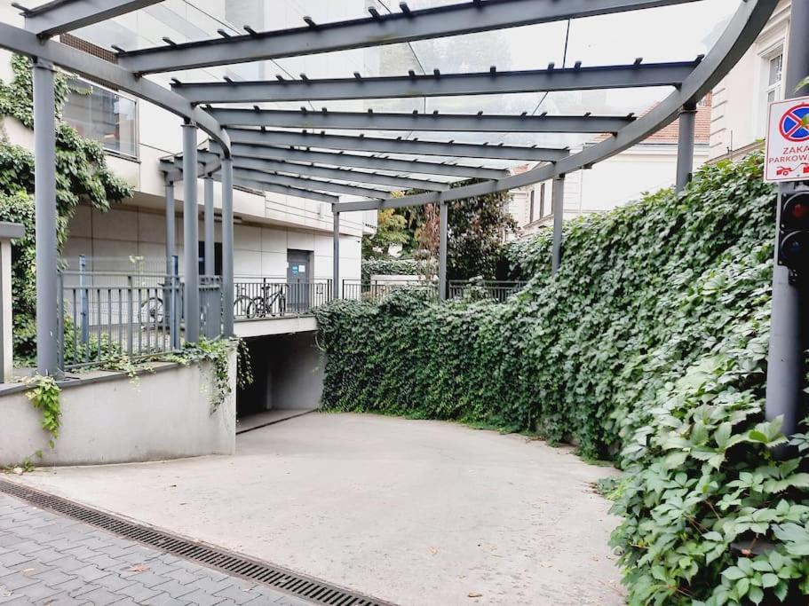 Apartament Z Podziemnym Parkingiem Ulica Wroclawska Krakow Exterior photo